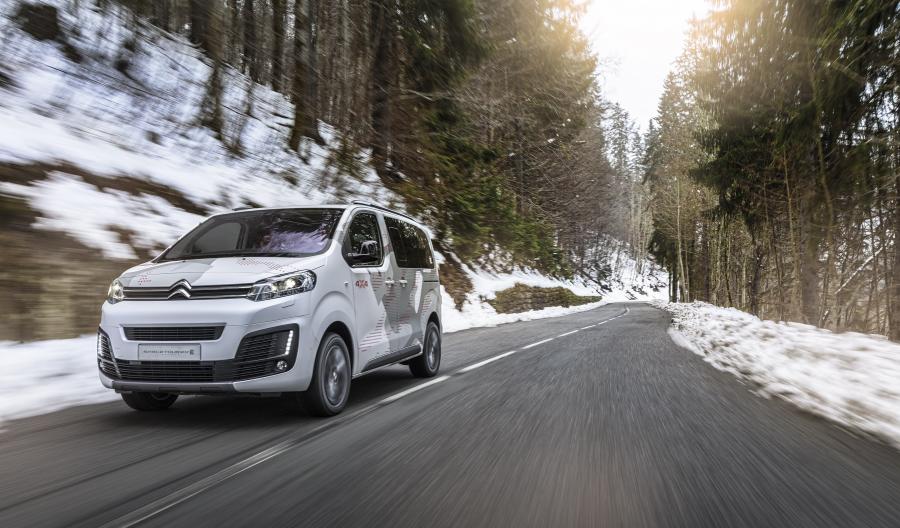  Citroen SpaceTourer 4X4 E Concept 2017 года  (фото 11 из 29)
